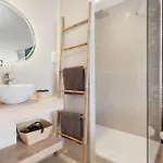Addict Heliopolis Luxury And Sensual 아파트