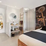 아파트 Addict Heliopolis Luxury And Sensual