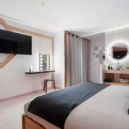 Apartment Addict Heliopolis Luxury And Sensual *